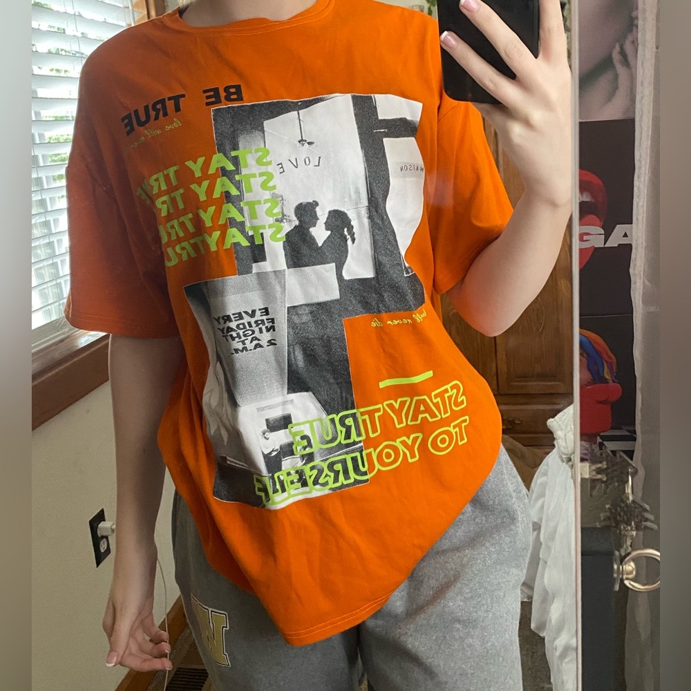 Shein • Graphic Tee - Picture 3 of 4